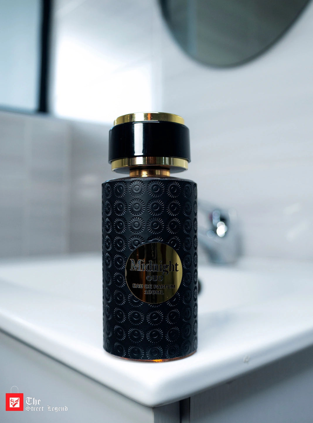 Midnight Oud Eau de Parfum (100ml) by Fragrance World.